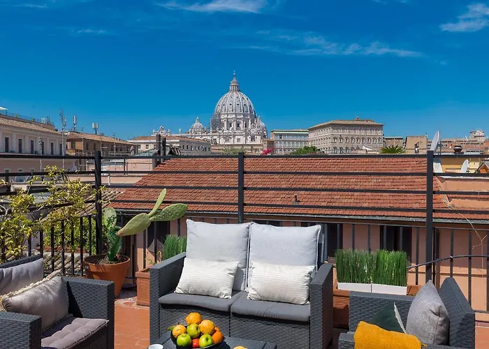 Апартаменты Unique View Over St. Peter's Dome! *