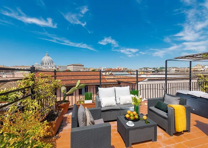 Unique View Over St. Peter's Dome! *